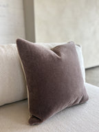 Studio Femme Home Luxe mohair sierkussenhoes Amy 50x50 [Aubergine]