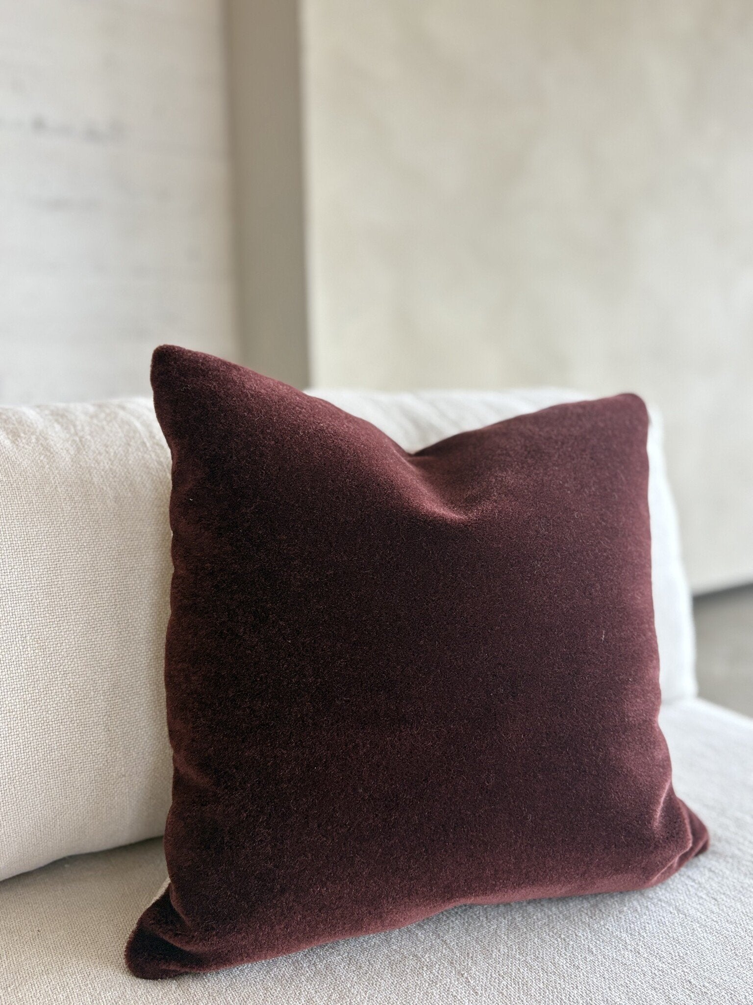 Studio Femme Home Luxe mohair sierkussenhoes Amy 50x50 [Merlot]