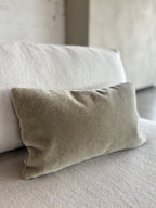 Studio Femme Home Luxe mohair sierkussenhoes Amy 50x30 [saliegroen]