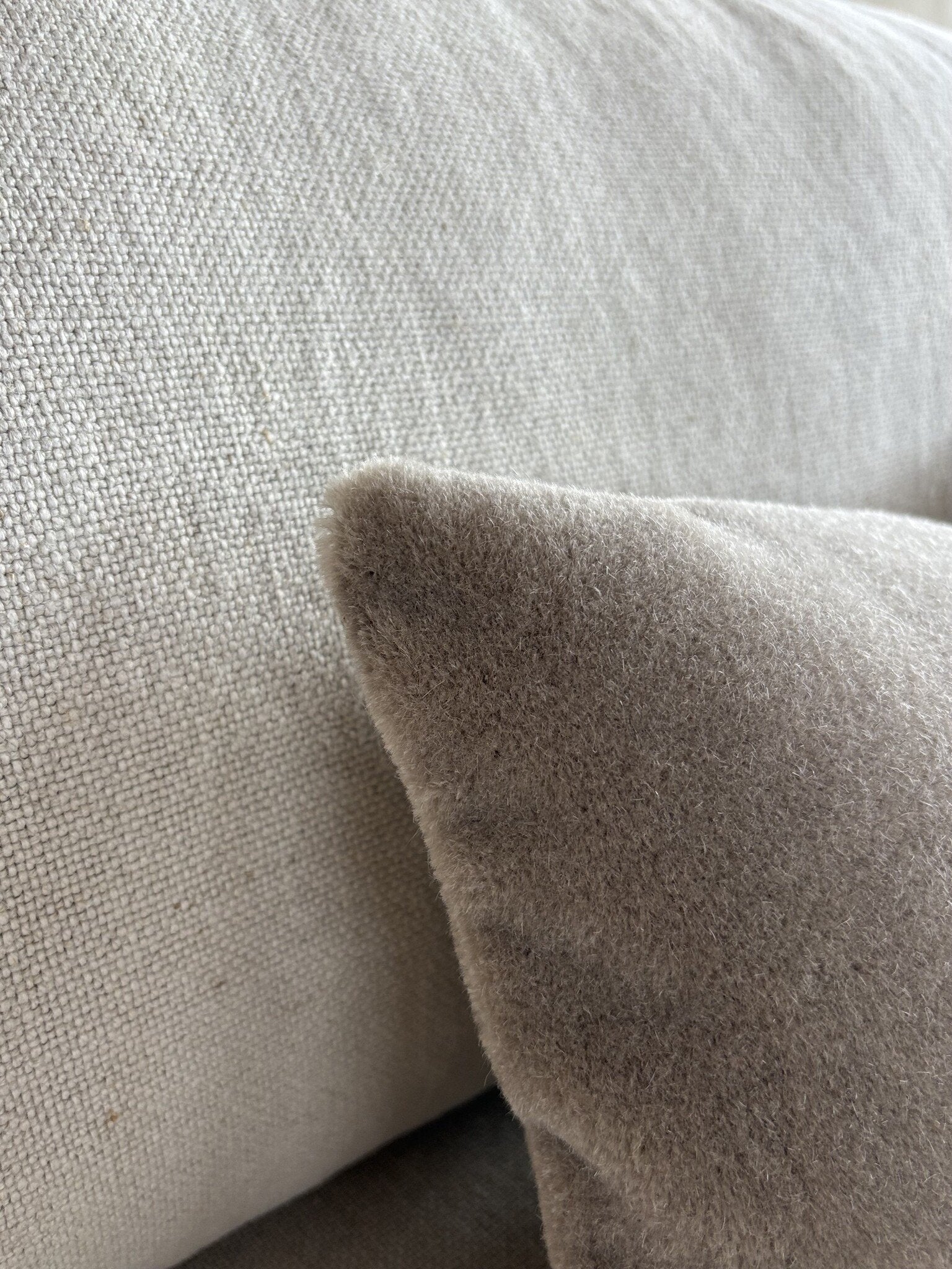 Studio Femme Home Luxe mohair sierkussenhoes Amy 50x30 [Taupe]