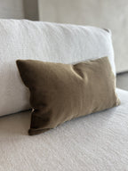 Studio Femme Home Satijnmohair sierkussenhoes Sara 50x30 [Tabak]